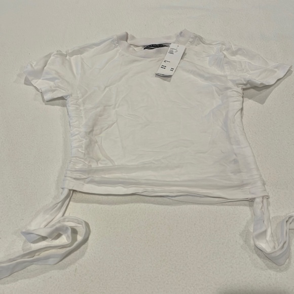 NWT Urban Outfitters Woman T-shirt with Adjustable Sides White XS-TP - Picture 1 of 10
